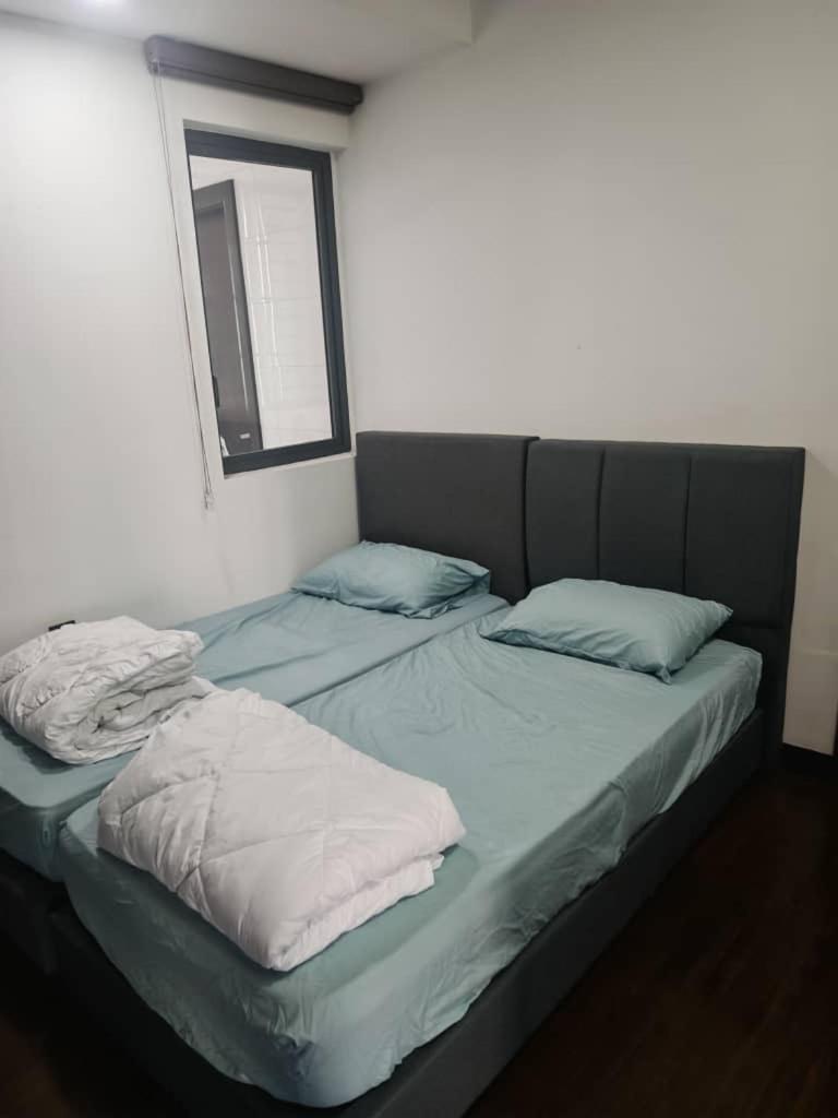 Mango's Apartment